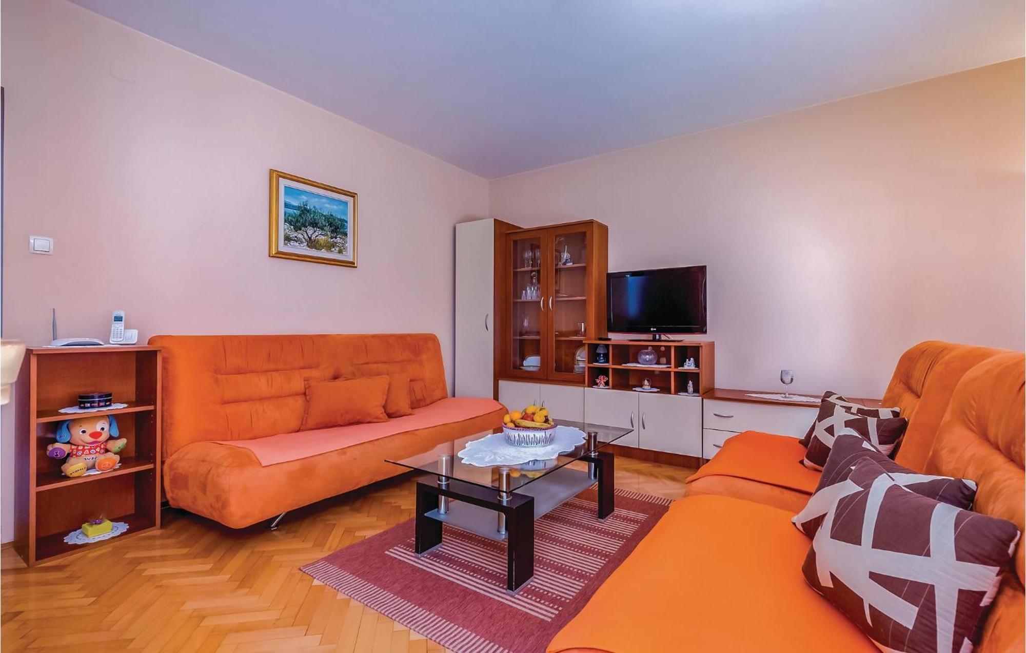 Beautiful Apartment In Novi Vinodolski Zewnętrze zdjęcie
