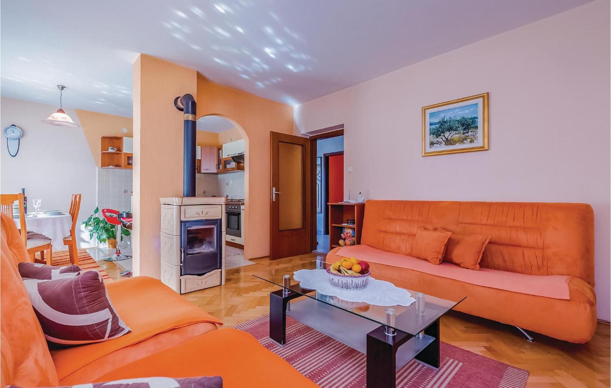 Beautiful Apartment In Novi Vinodolski Zewnętrze zdjęcie